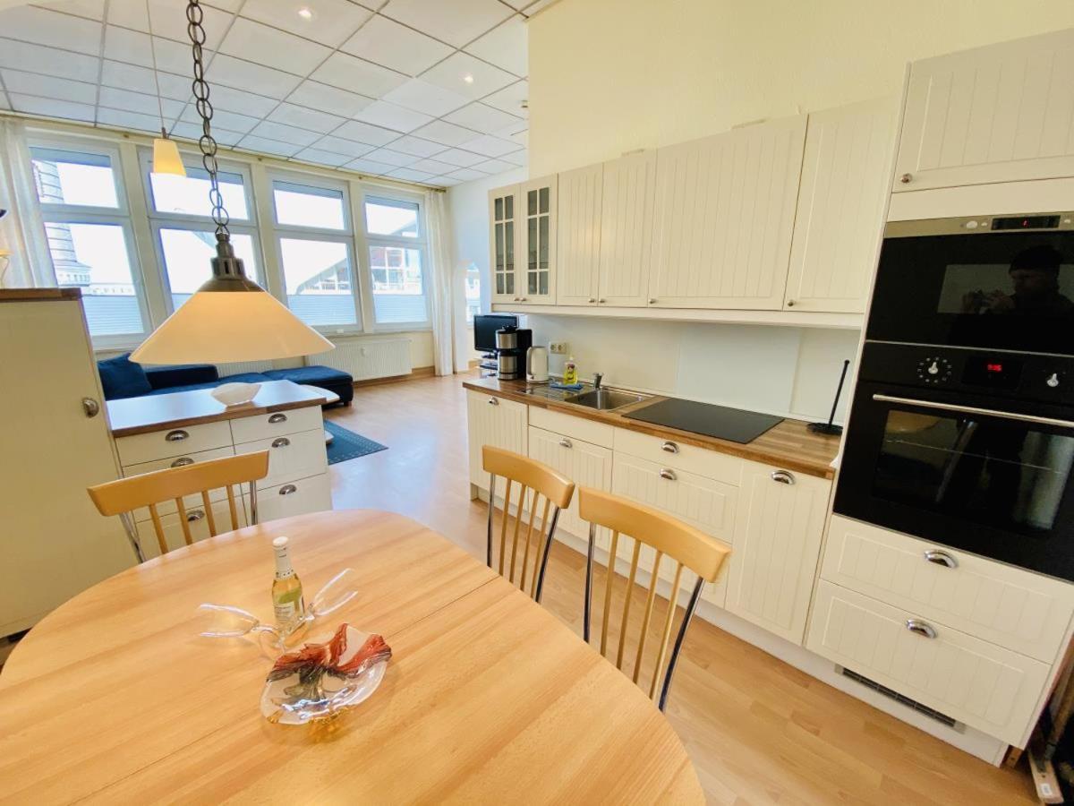 Promenadenblick/captains-suite * Rostock